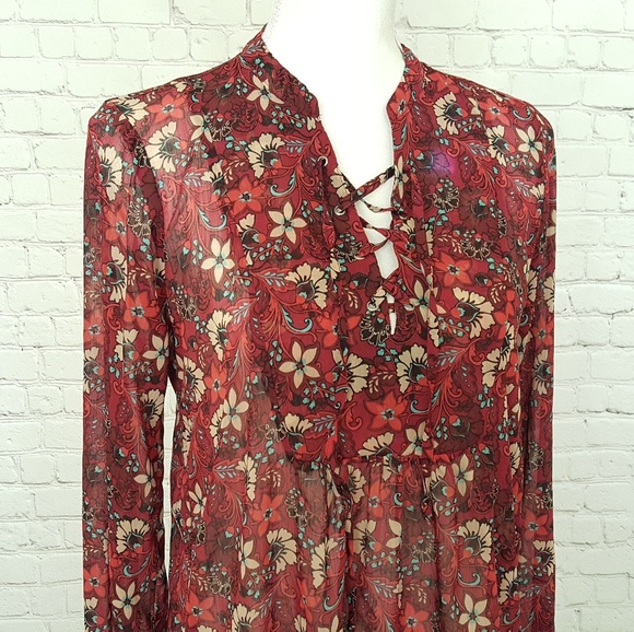 🌺Host Pick🌺 Hollister Floral Print Blouse - Picture 2 of 4